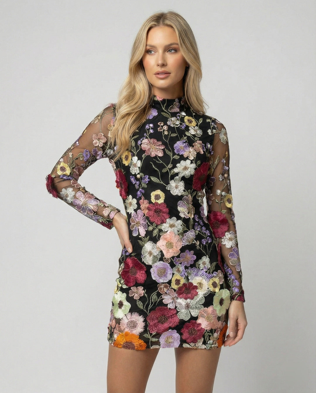 Clara | Exquisites, Florales Minikleid mit Eleganten Details 2