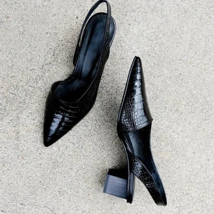 Elara | Bequeme, Elegante & Zeitlose Damen Pumps in Schwarz und Beige 3