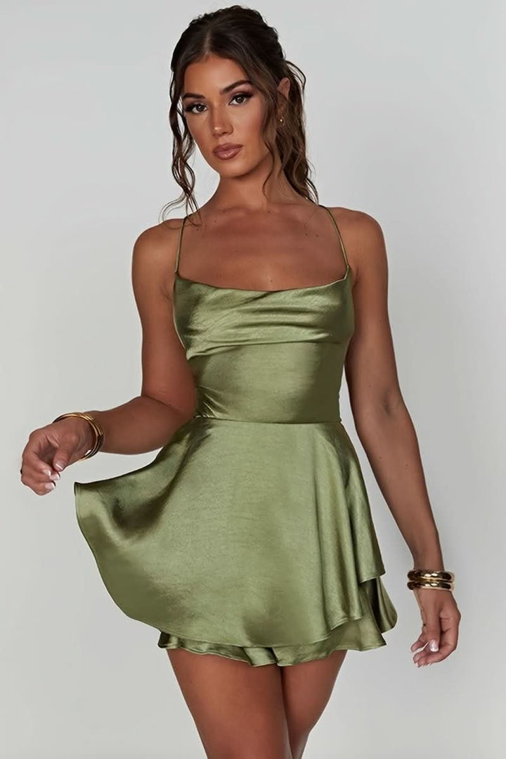 Elena | Satin-Minikleid mit eckigem Ausschnitt und Rüschen 7