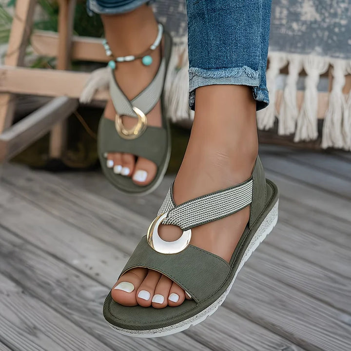 Emma | Leichte und stylische flache Sandalen 4