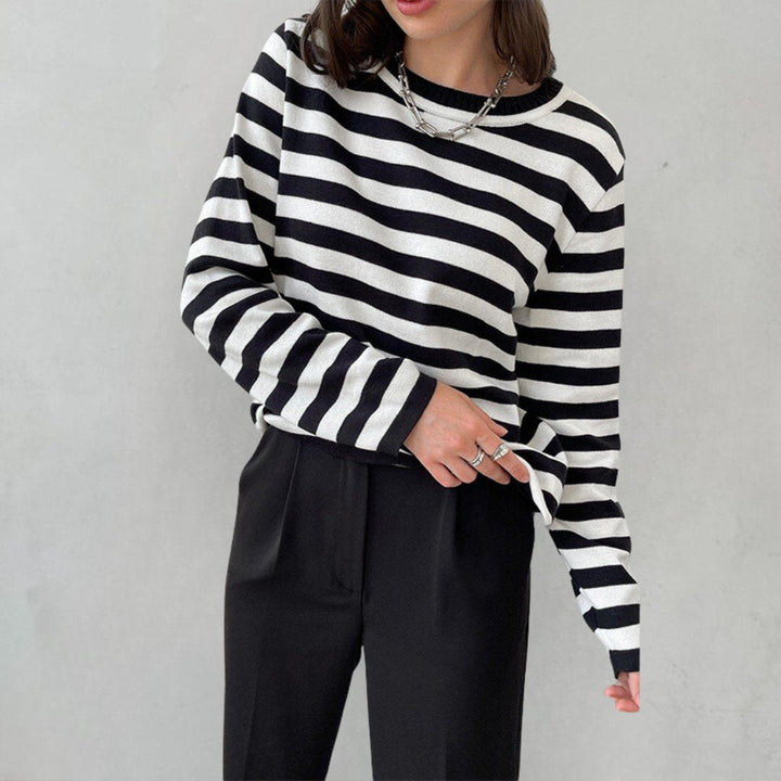 Evelyn | Damen-Langarmpullover mit maritim gestreiftem Muster und lockerer Passform 4