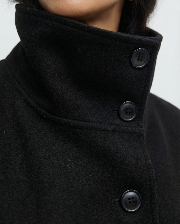 Fiona | Elegante, Komfortable &amp; Warme Wickeljacke für den Winter 4
