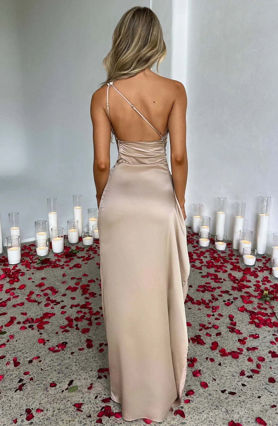 Fiona | Elegantes, Gerafftes &amp; Asymmetrisches Damen-Maxikleid 4