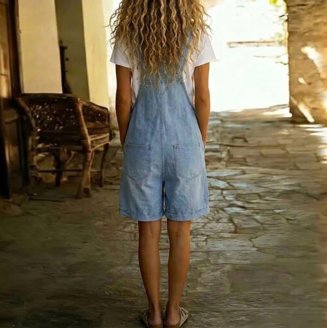 Hannah | Kurze Latzhose aus gewaschenem Vintage-Denim 2