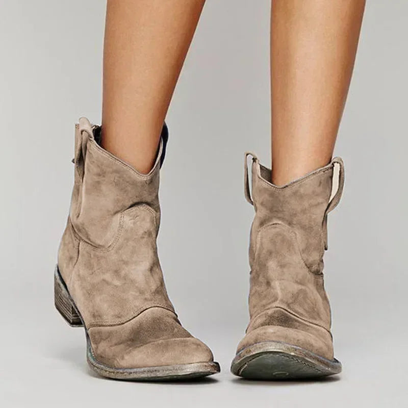 Hilda | Vintage-inspirierte Braune Stiefeletten Damen mit Flachem Absatz 4