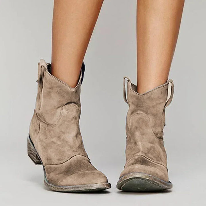 Hilda | Vintage-inspirierte Braune Stiefeletten Damen mit Flachem Absatz 4