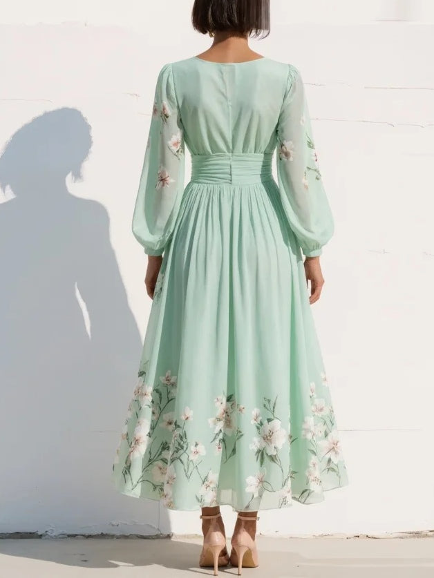 Iris | Elegantes, Florales Midikleid mit V-Ausschnitt für Hochzeitsgast und Festliche Anlässe 1