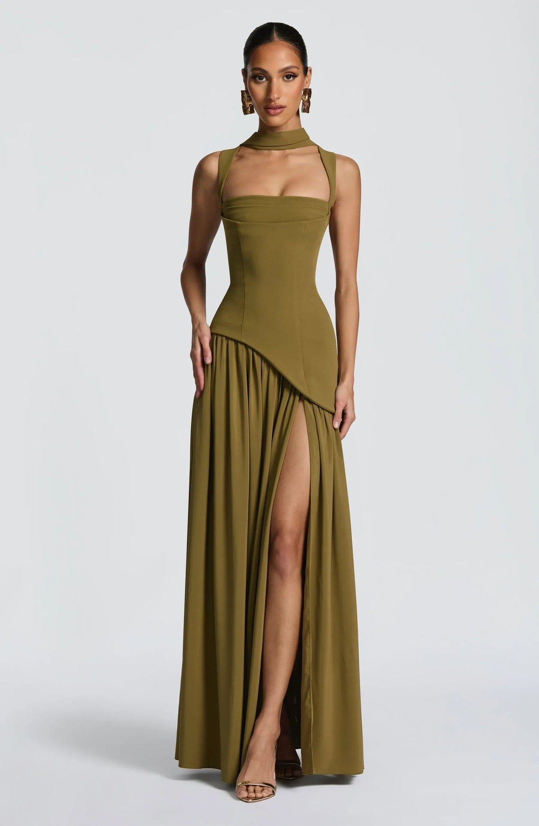 Isabella | Elegantes Abendkleid mit hohem Schlitz 2
