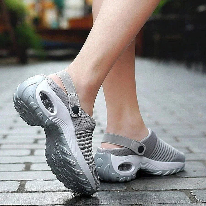 Julia | Leichte und atmungsaktive orthopädische Gehschuhe 0