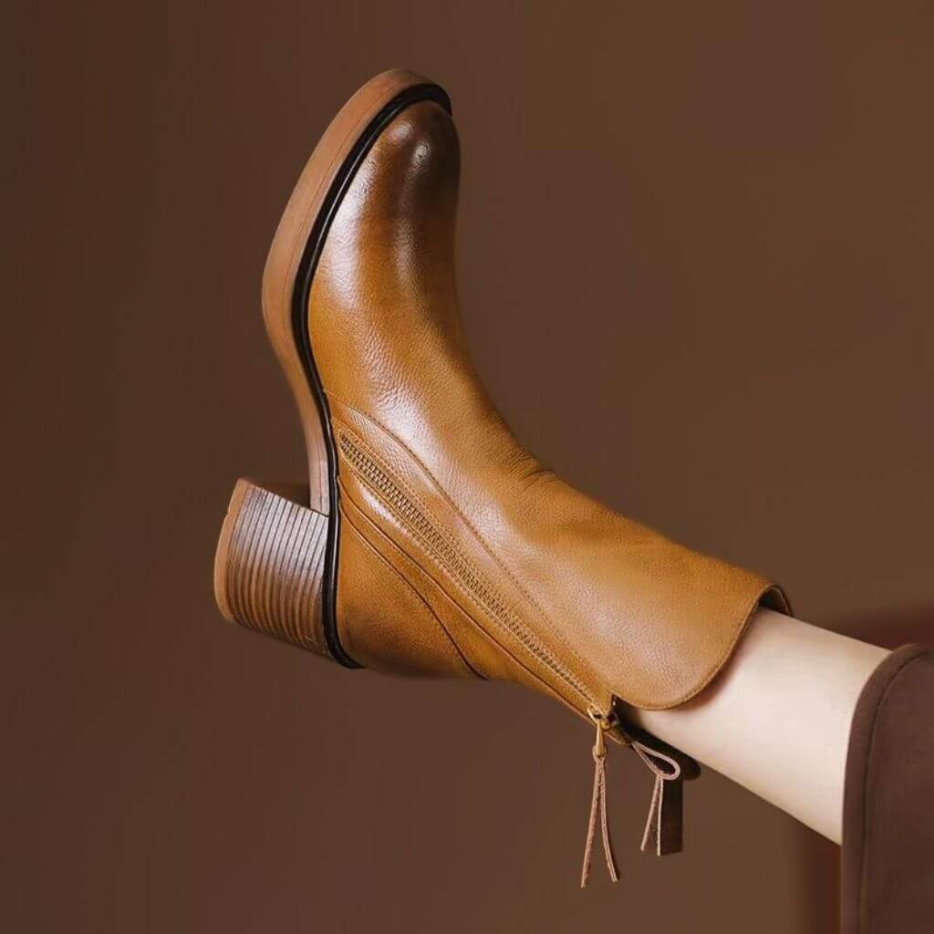 Julia | Stilvolle und komfortable Lederstiefeletten 2