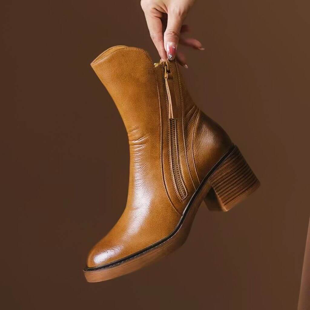 Julia | Stilvolle und komfortable Lederstiefeletten 4