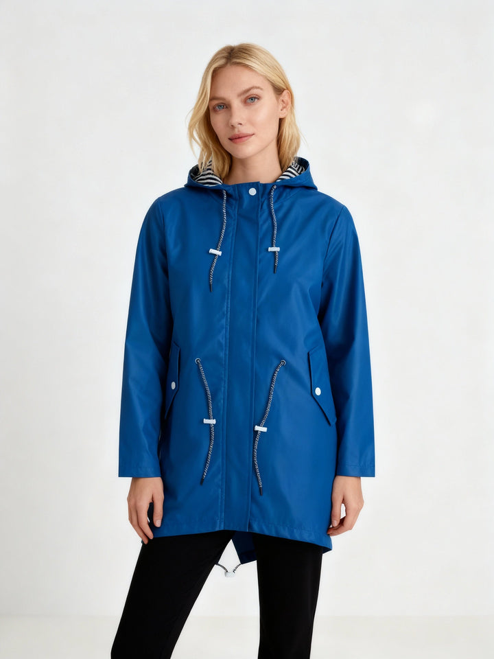 Julia | Wasserdichter & stilvoller Damen Regenjacke 6