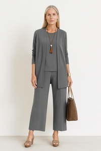 Ursula | Elegant three-piece set for timeless versatility