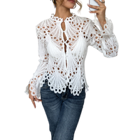 Avelora | Elegant lace blouse with feminine lightness