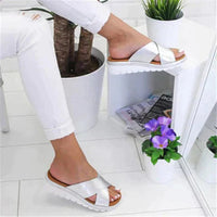 Brigitte | Stylish sandal with crossed straps