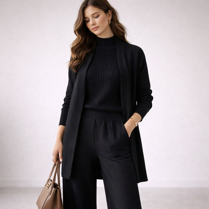 Klaudia | Exklusives und stilvolles dreiteiliges Strickset 2
