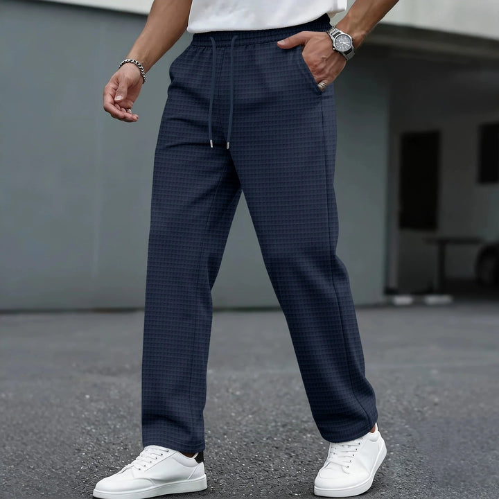 Koa | Atmungsaktive, Leichte & Stilvolle Herren Freizeithose im Karodesign 3