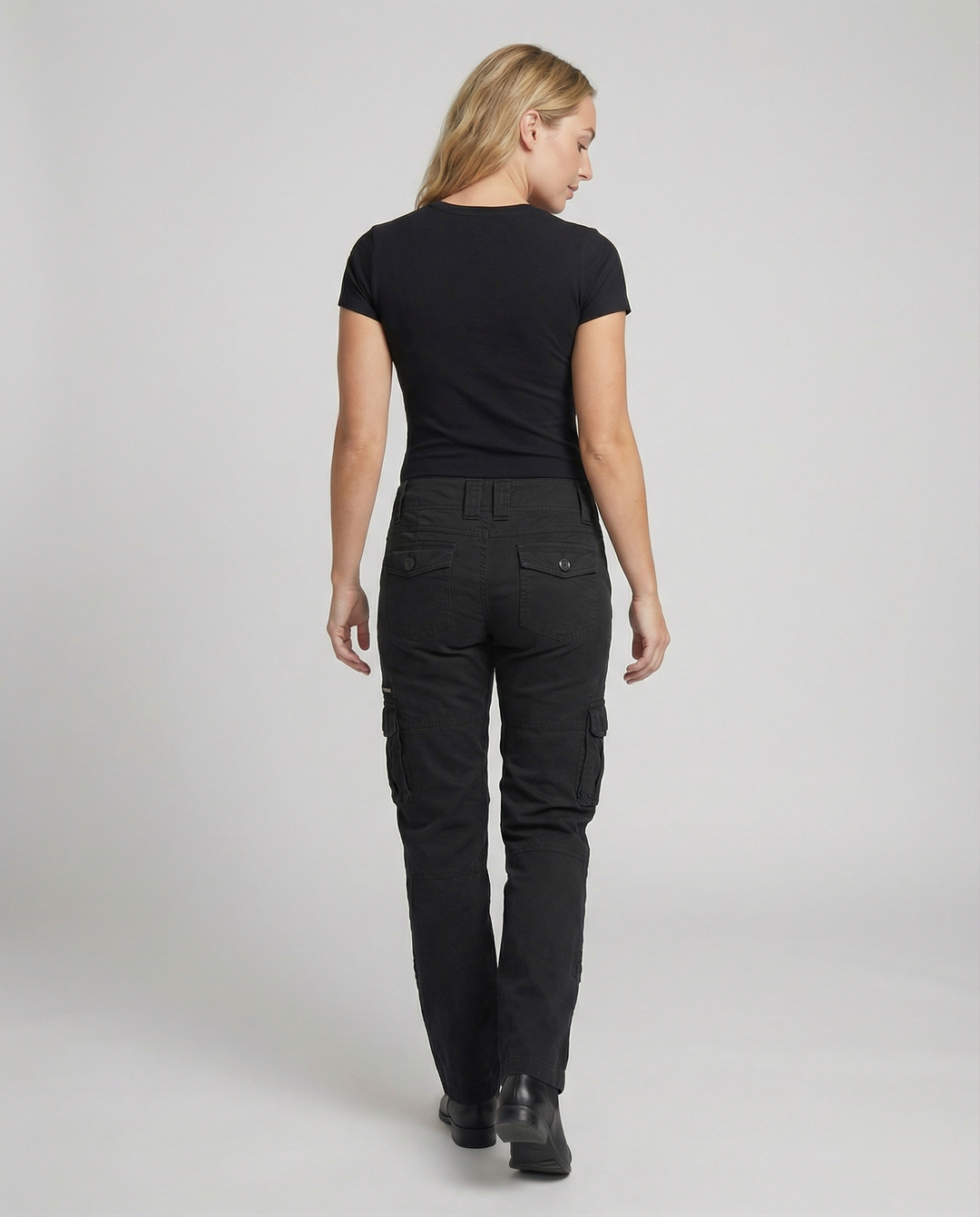 Lana | Stilvolle und funktionale robuste Cargohose 3
