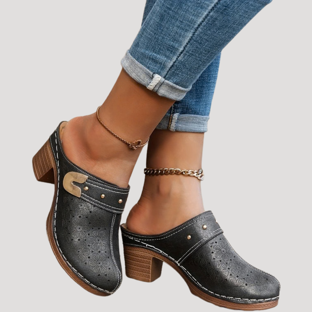 Laura | Modische und vielseitige Clogs mit Blockabsatz 0