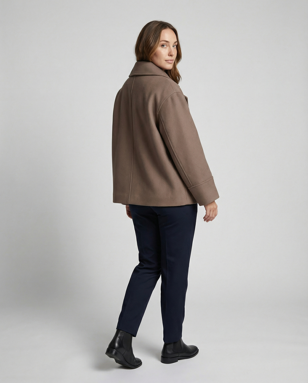 Lina | Elegante, Hochkragen &amp; Zweireihige Damen Kurzjacke 4