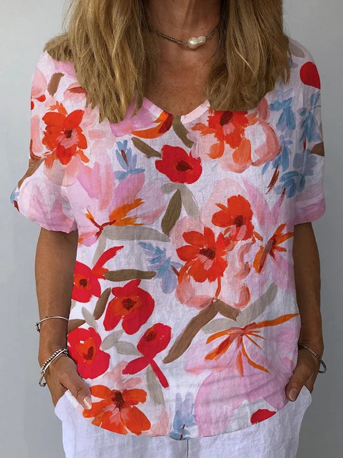 Lina | Entspanntes V-Ausschnitt Damenbluse mit Retro-Blumenprint 2