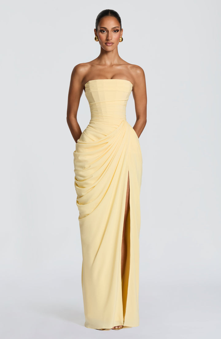 Liora | Elegantes Trägerloses Maxikleid mit Asymmetrischem Design 5