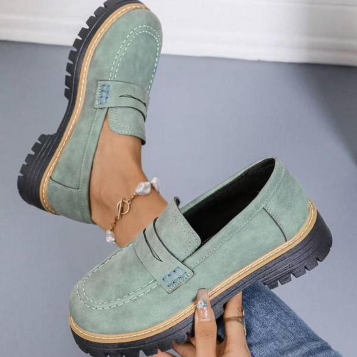 Livia | Bequeme, Modische Damen Loafer mit Chunky Plateau-Sohle 2