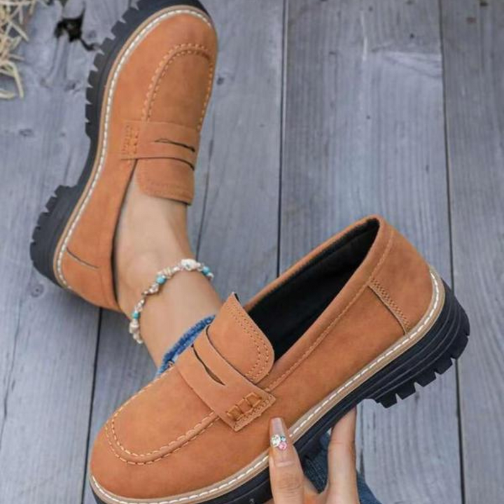 Livia | Bequeme, Modische Damen Loafer mit Chunky Plateau-Sohle 3