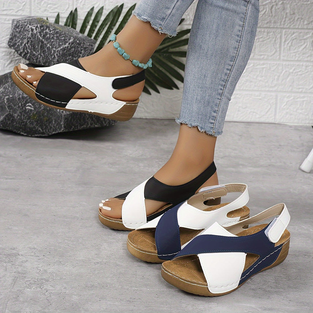 Livia | Bequeme und vielseitige Damensandalen 1