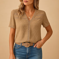 Lara | Elegante Und Luftige Swiss-Dot Bluse Für Damen