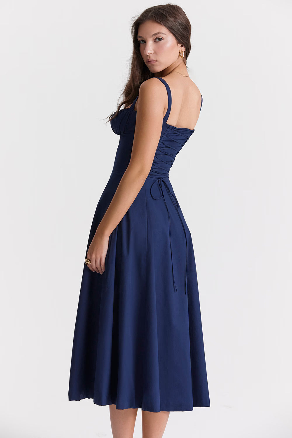 Lunara | Luftig Figurbetont Sommerkleid 1
