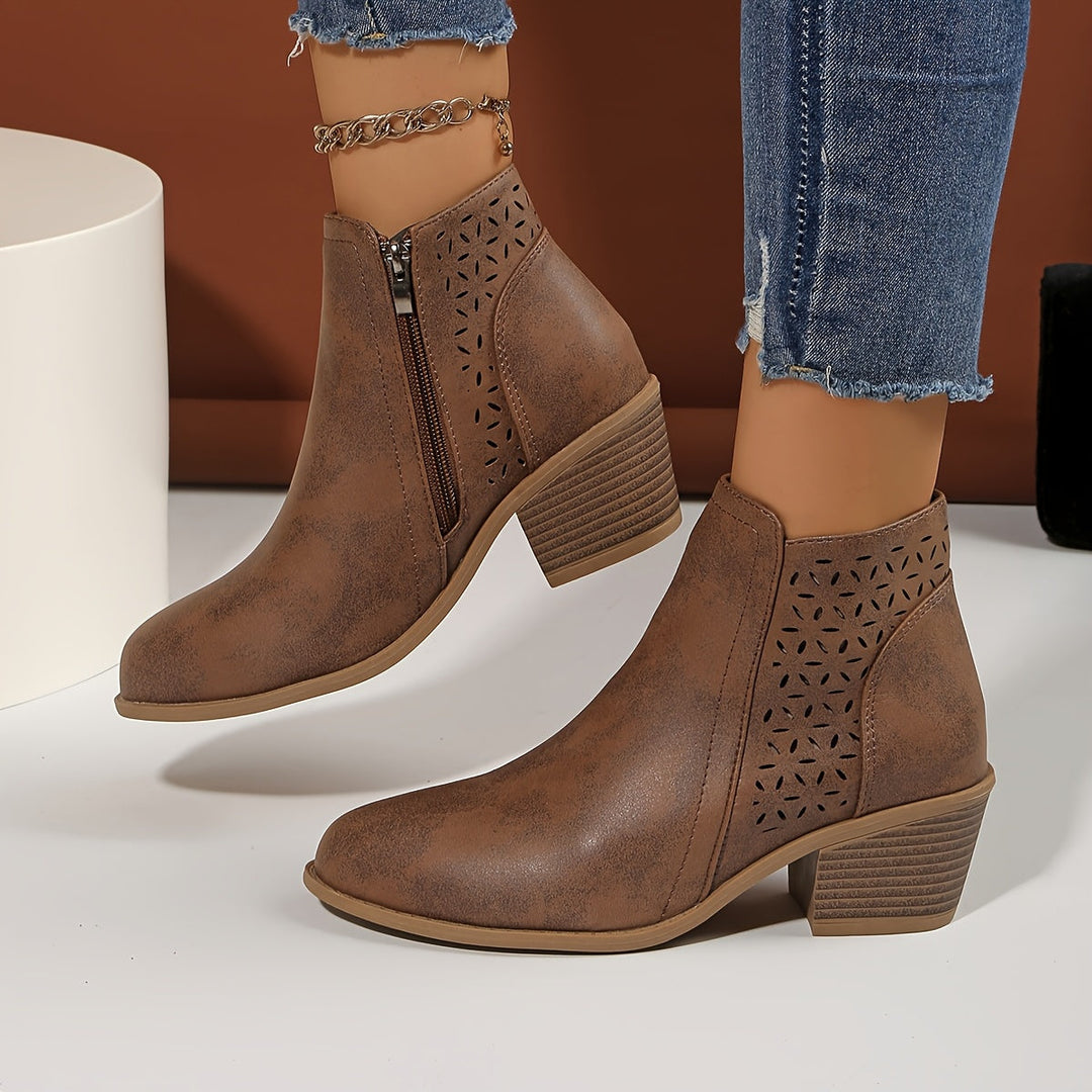 Marie | Lasergeschnittene, atmungsaktive orthopädische Stiefel 9