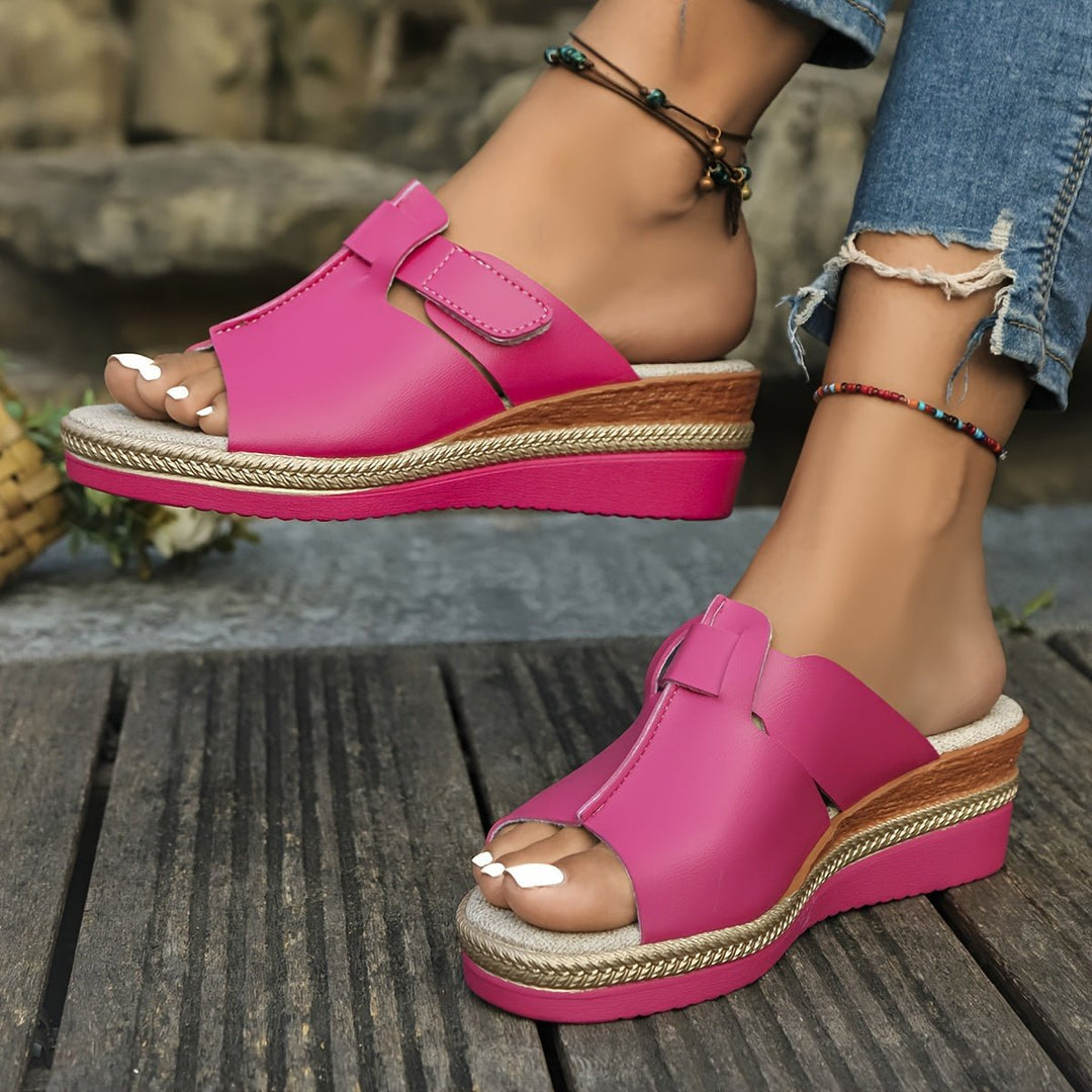 Mila | Elegante und stilvolle Damen Keilsandalen 8