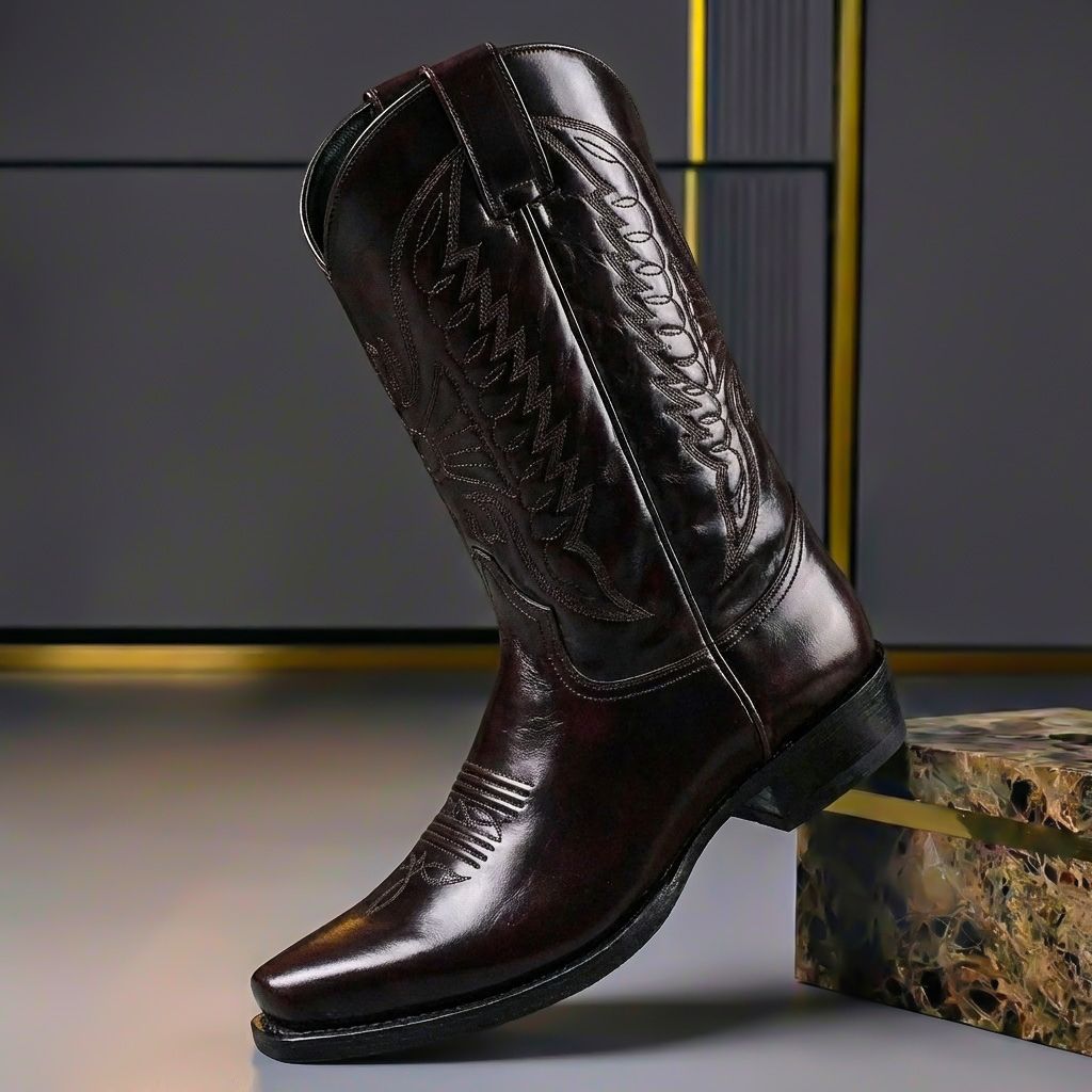 Mila | Zeitlos und elegant Stiefel aus poliertem Leder 0