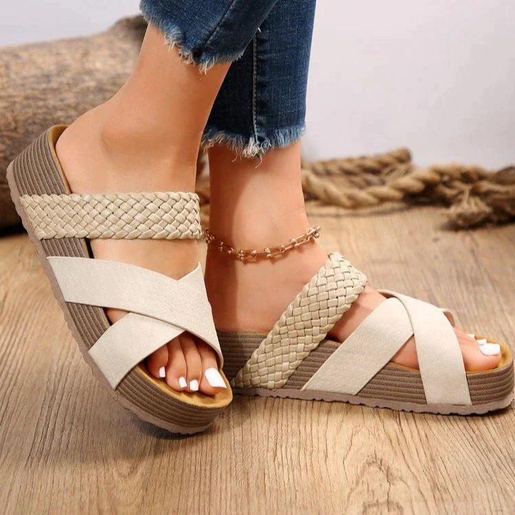 Mira | Bequeme, Stilvolle &amp; Zeitlose Damensandalen 2