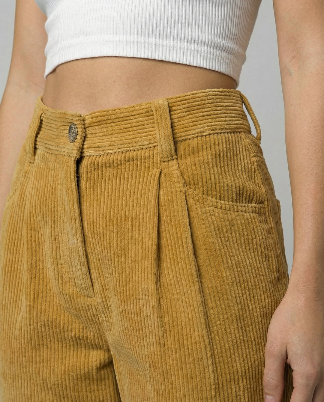 Mira | Elegante, Bequeme &amp; Vielseitige Damen Cordhose 4