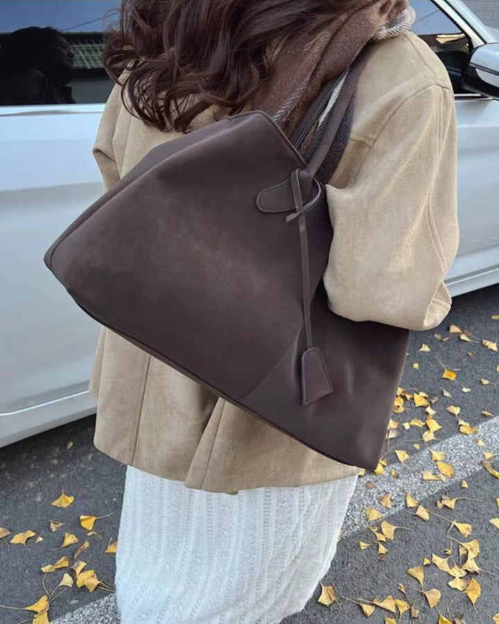 Mira | Minimalistische Elegante Tote für Beruf und Freizeit 1