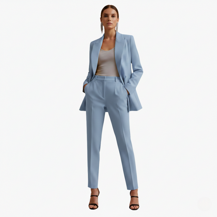 Natascha | Eleganter Damen Anzug Blau – Zweireihig, Maßgeschneidert &amp; Festlich 0