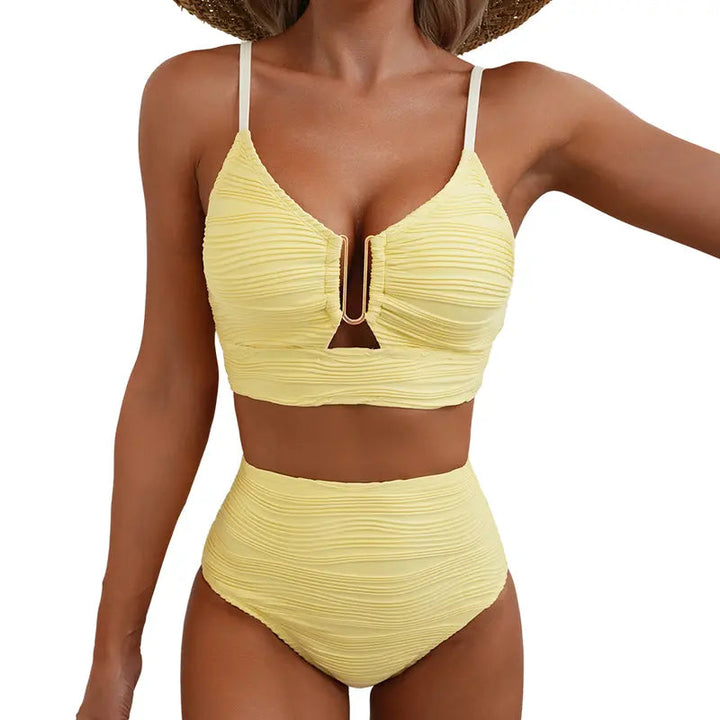 Selina | Komfortabler und figurformender Bikini 17