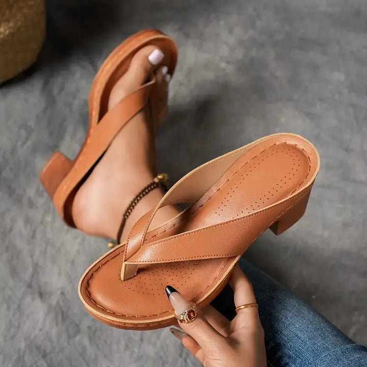 Selvina | Elegante und bequeme Damenslipper mit Absatz 2