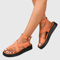 Mathilda | Stylish and distinctive gladiator platform sandal