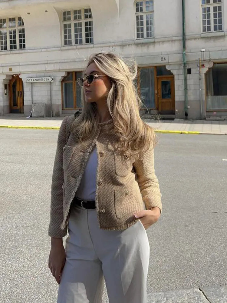 Tessa | Elegante, Figurbetonte &amp; Stilvolle Damenjacke aus Tweed 0