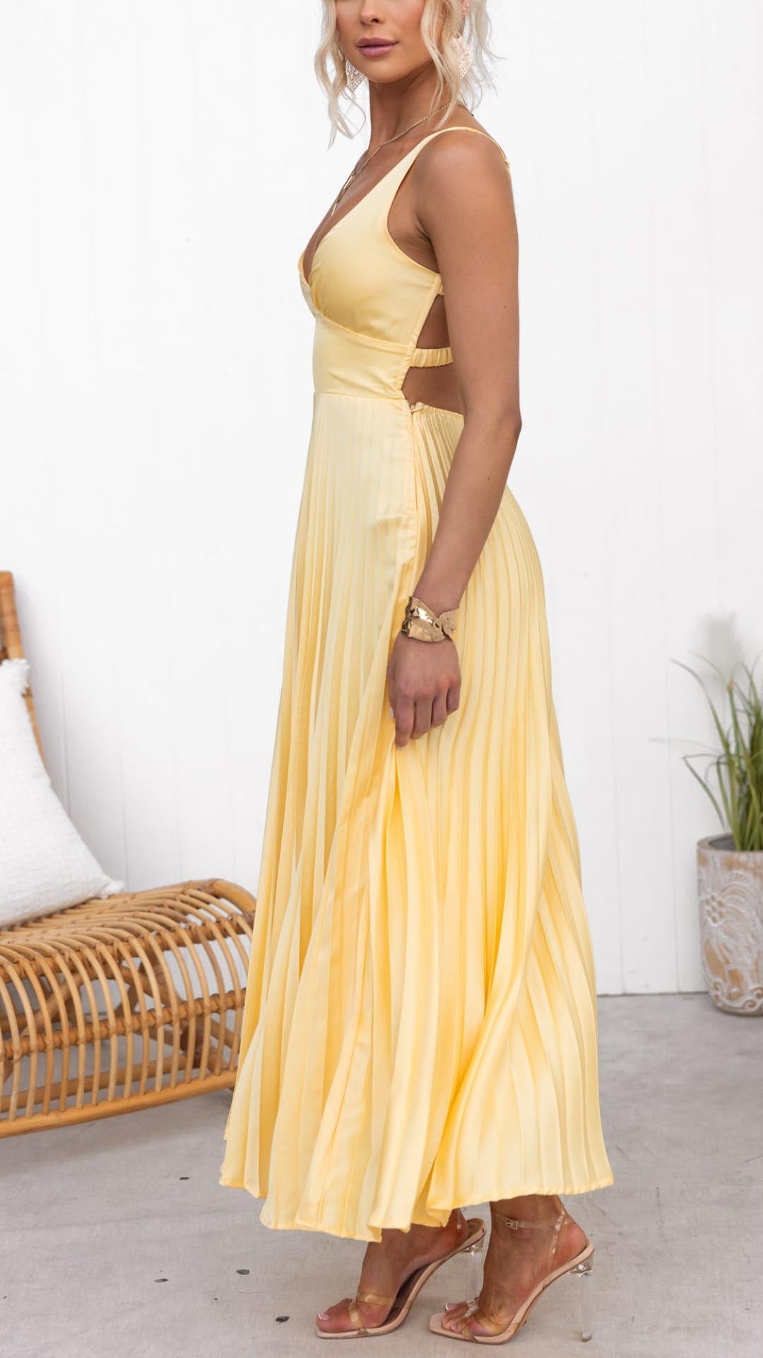 Valeria | Elegantes Maxikleid Sommer mit Fließendem Plissee-Design für Festliche Anlässe 2