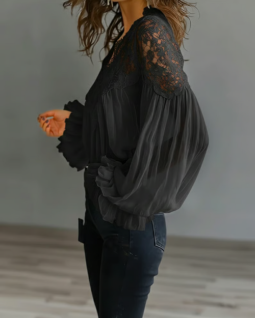 Victoria | Elegante Bluse aus floraler Spitze mit Laternenärmeln 3