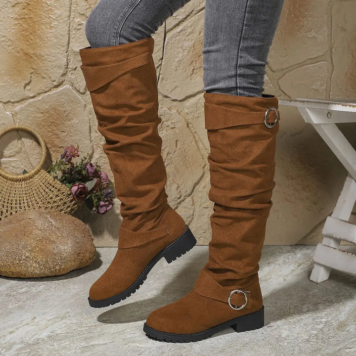 Victoria | Elegante und moderne kniehohe Damenstiefel 3