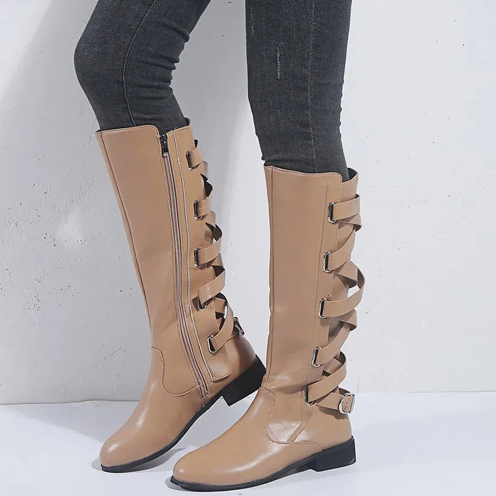 Brooke | Elegante kniehohe Reitstiefel mit goldenen Schnallen