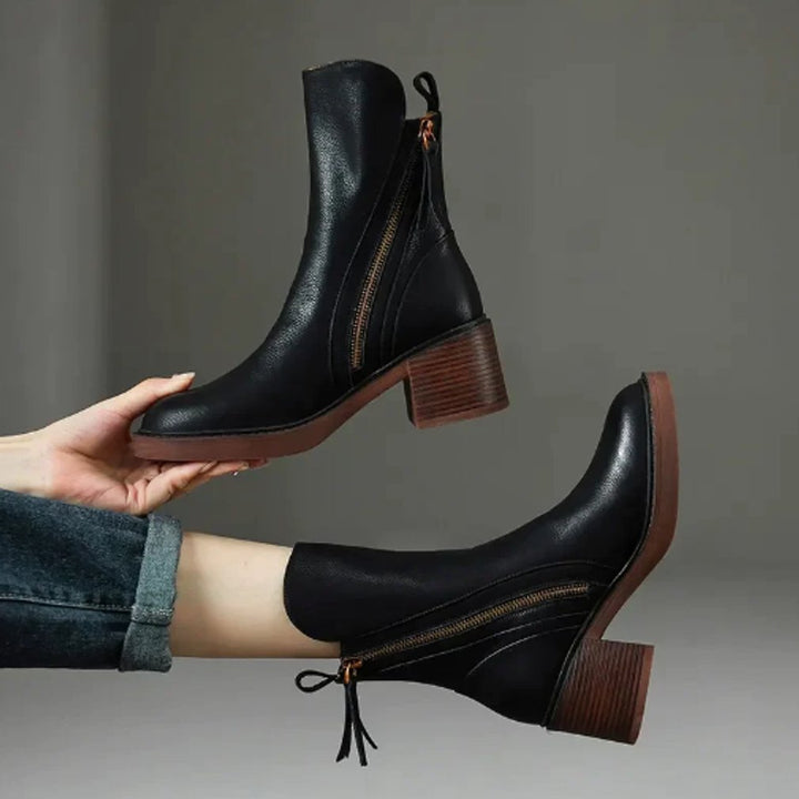 Charlotte | Elegant leather ankle boots with block heels