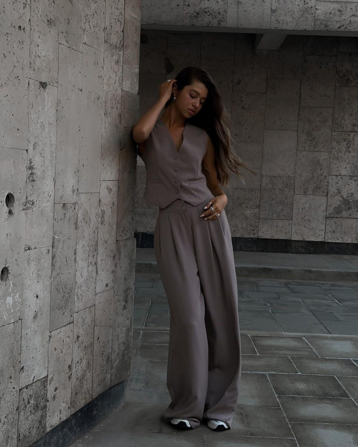 Sabrina | Elegant and Airy Two-Piece Set in a Modern Style