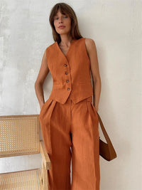 Sienna | Modernes Zweiteiliges Leinen-Set mit taillierter Weste und Plissee-Hose