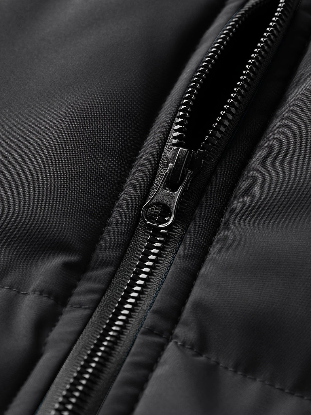Bruce | Winterjacke mit Kapuze – Stilvoll und Warm